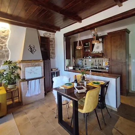 Chalet L'angolo Nel Bosco Sarnano